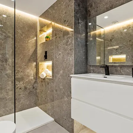 Lägenhet Golden Mile Lux Sea View With Balcony Marbella