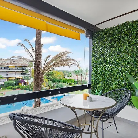 Golden Mile Lux Sea View With Balcony *