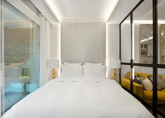 Lägenhet Golden Mile Lux Sea View With Balcony *