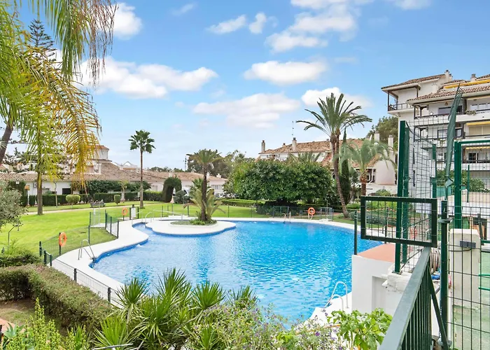 Golden Mile Lux Sea View With Balcony