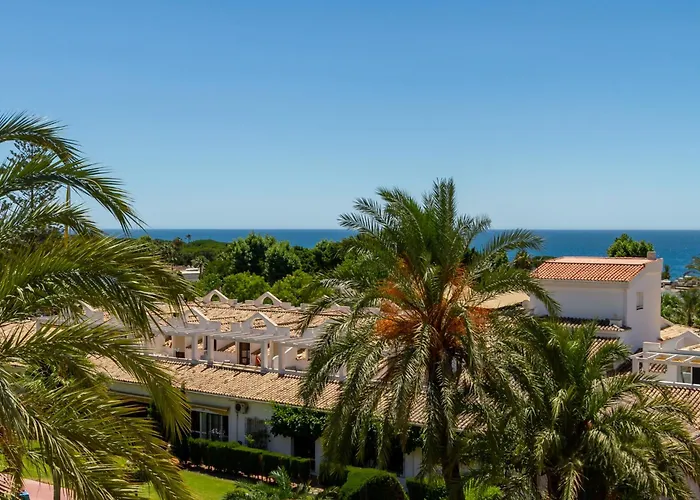 Golden Mile Lux Sea View With Balcony Apartman