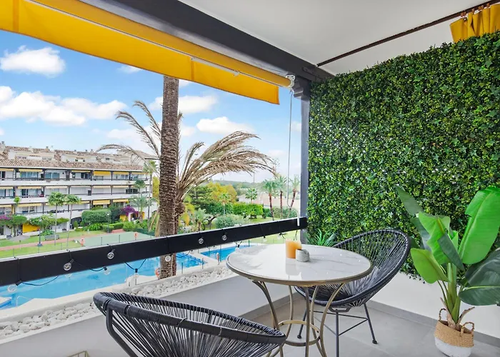 Golden Mile Lux Sea View With Balcony *