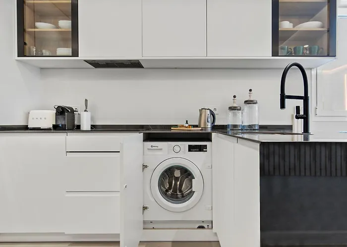 Golden Mile Lux Sea View With Balcony