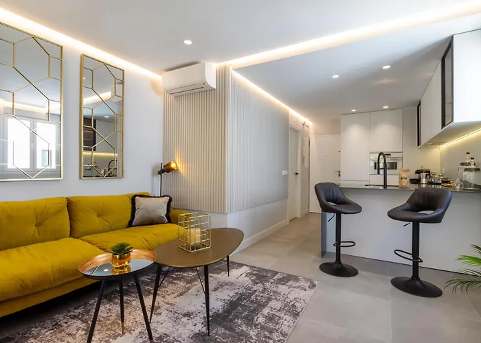 公寓 Golden Mile Lux Sea View With Balcony