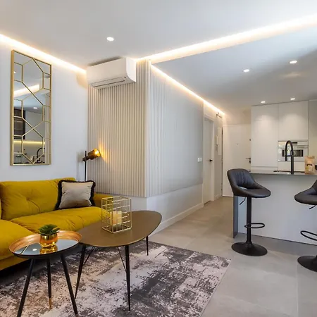 Appartement Golden Mile Lux Sea View With Balcony