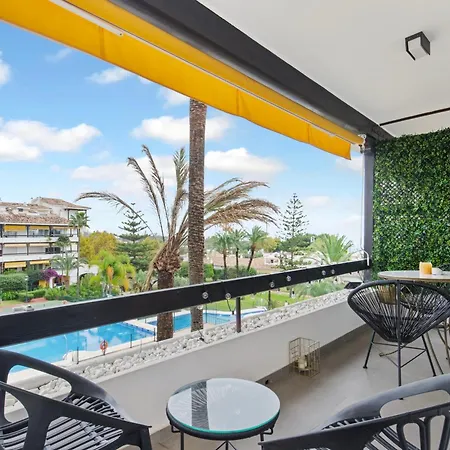 Appartement Golden Mile Lux Sea View With Balcony